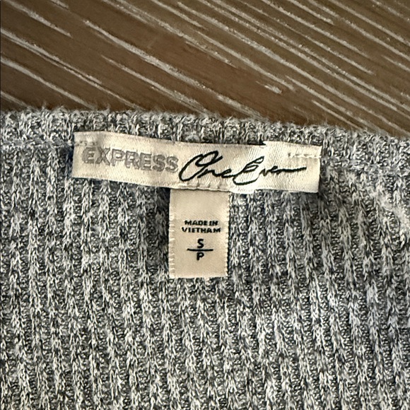 Like new Express Gray Long Sleeve Wrap Top with Ruching Detail - Picture 4 of 7